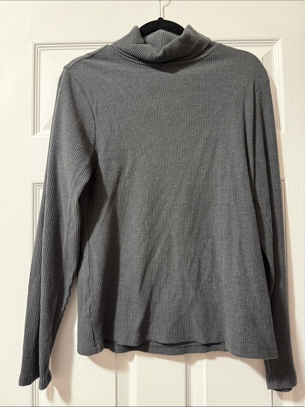 Old Navy Dark Gray Ribbed Turtleneck Sweater